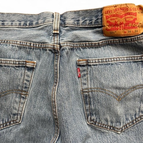 Levi's 501 Original Fit Jeans - Men's 34x34 (32L) - Light Wash Vintage Denim - Picture 5 of 6